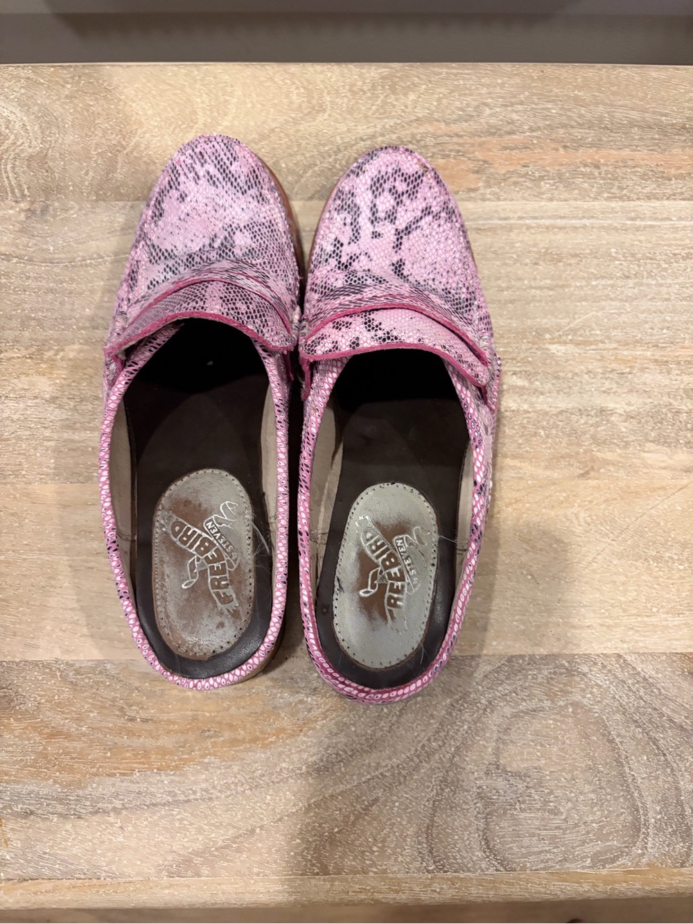 Freebird by Steven Pink Snake-Print Loafers